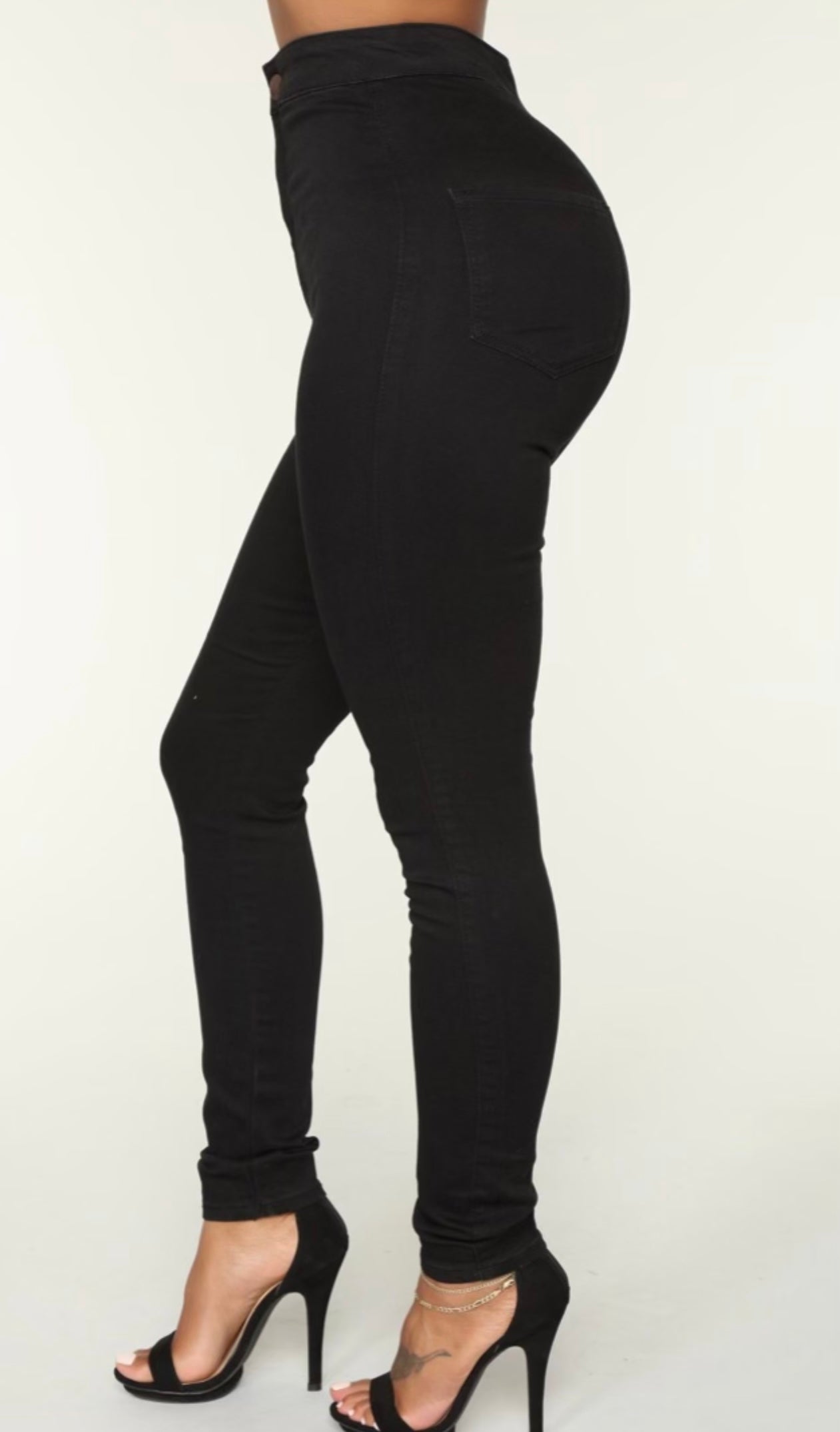 “Black Out” stretchy denim jeans