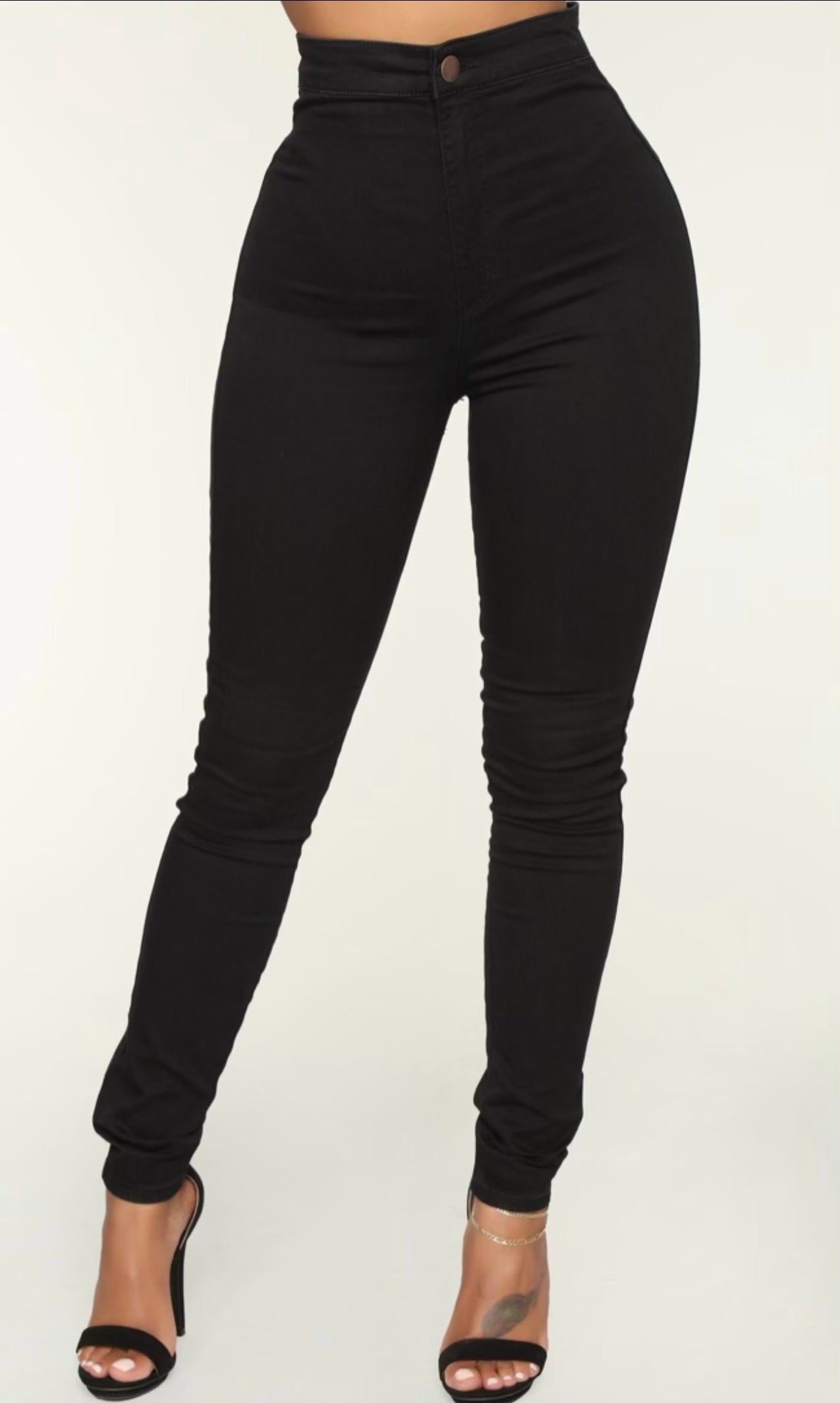 “Black Out” stretchy denim jeans