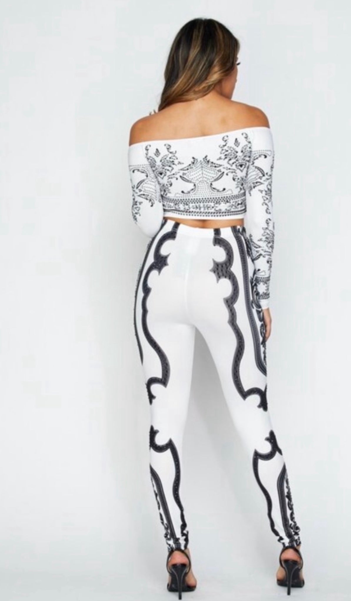 “Feeling Myself” two-piece rhinestone legging set